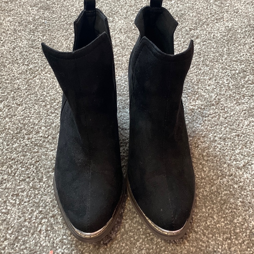 JC slip on booties